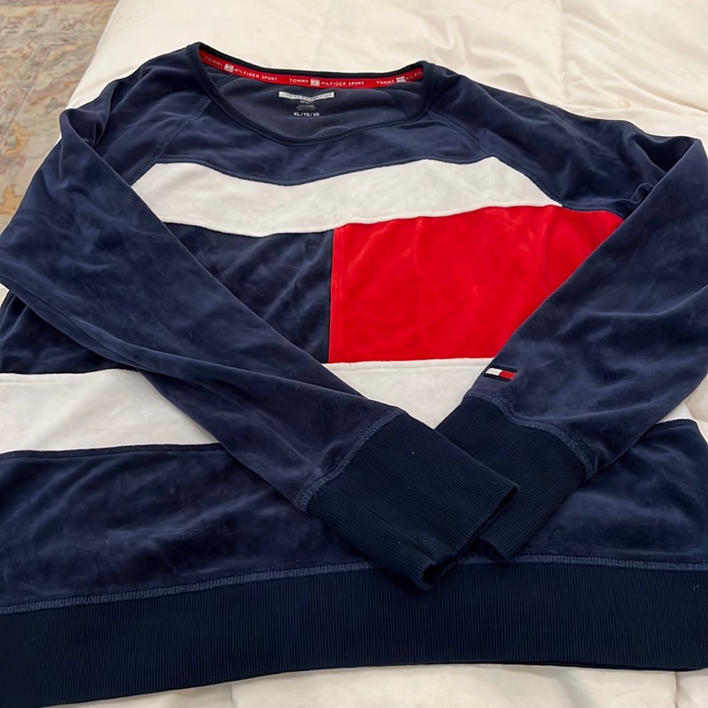 Tommy Hilfiger SPORT velour sweatshirt 🔥